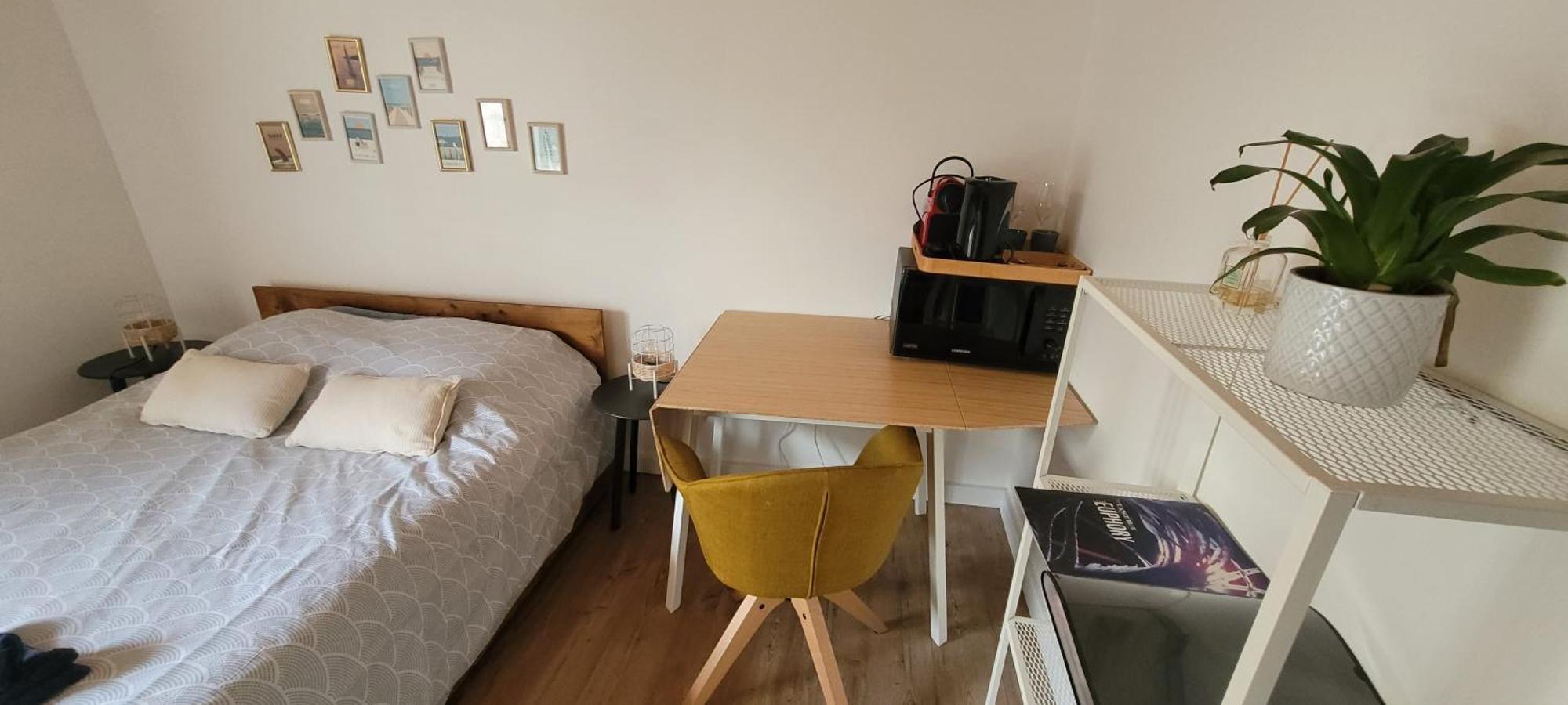 Chambre Independante Chez L'Habitant A La Campagne Proche Bordeaux Et L'Ange Bleu Gauriaguet Extérieur photo